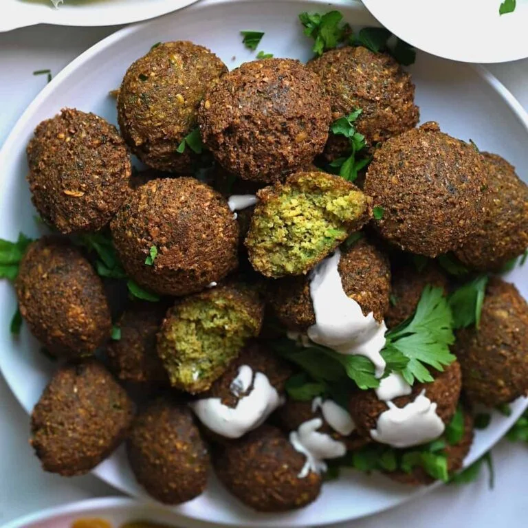 Crisp falafel with fresh herbs and sauce