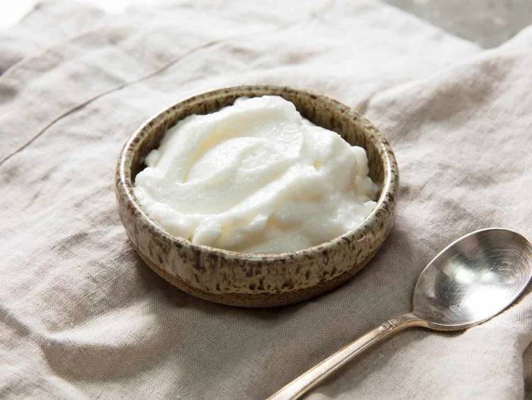 Garlic sauce in a small bowl